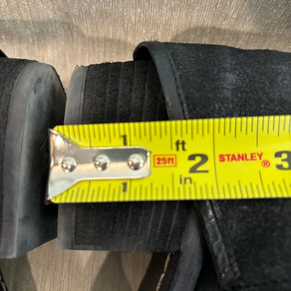 DONALD J. PLINER Sz 11 Dalis Ankle Hooded Belt Zip Buckle Black Leather Booties - Picture 6 of 13